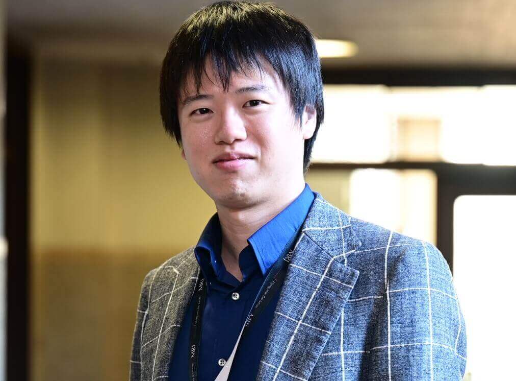 金丸 良